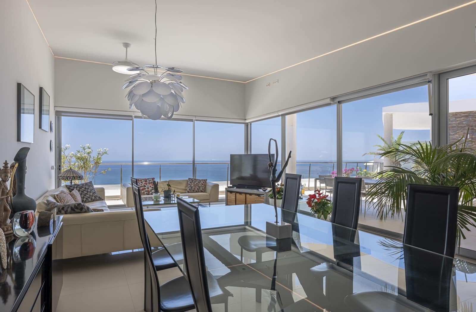   3 soveværelse   feriePenthouse i Benalmadena   med   swimmingpool  garage  - € 3.150 (Ref: 9145298)