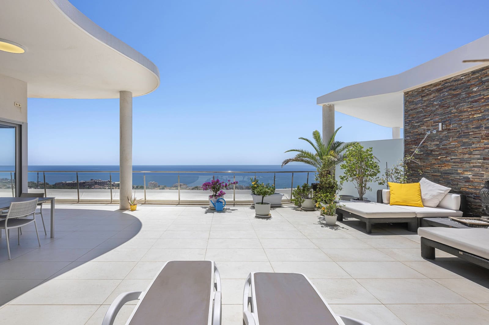   3 soveværelse   feriePenthouse i Benalmadena   med   swimmingpool  garage  - € 3.150 (Ref: 9145298)