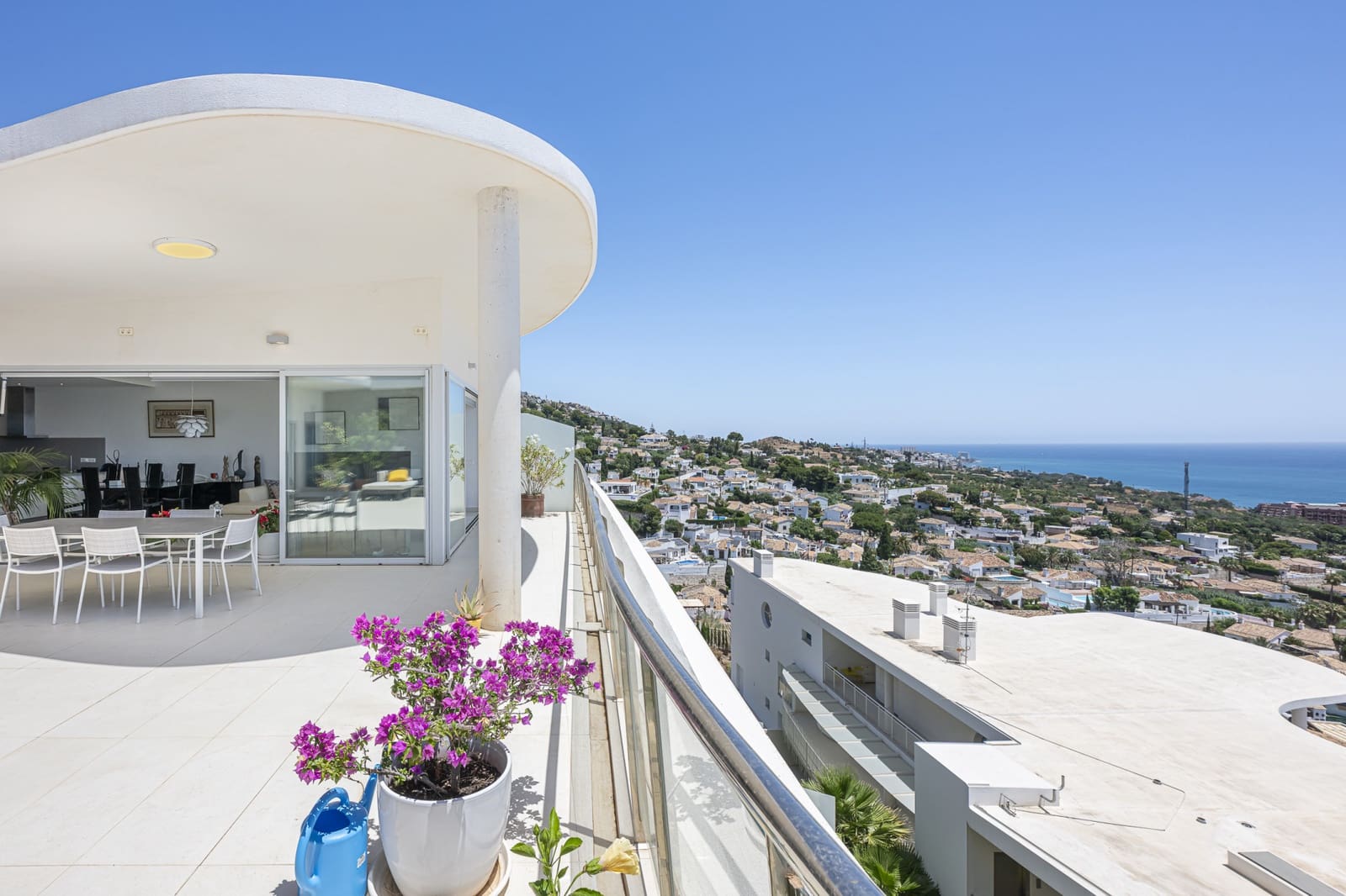   3 soveværelse   feriePenthouse i Benalmadena   med   swimmingpool  garage  - € 3.150 (Ref: 9145298)