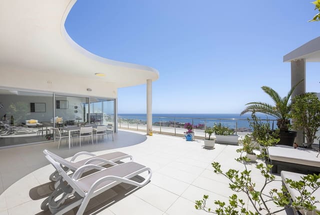 3 sypialnia Penthouse na kwatery wakacyjne w Benalmádena z basenem garażem - 3 150 € (Ref: 9145298)