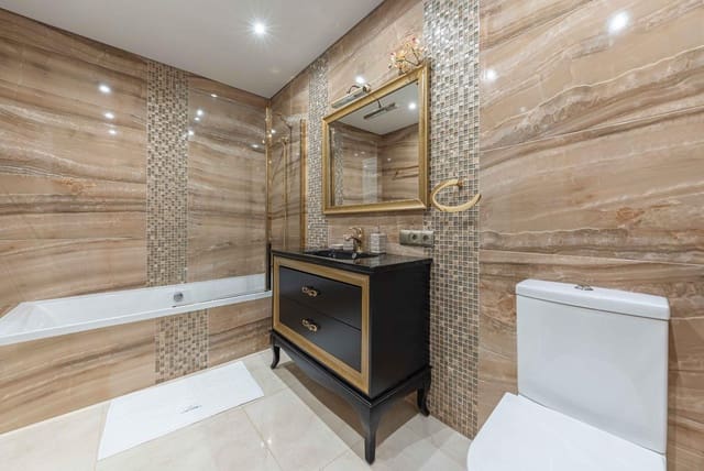 2 quarto Apartamento para arrendar em Estepona com piscina garagem - 2 400 € (Ref: 9156055)