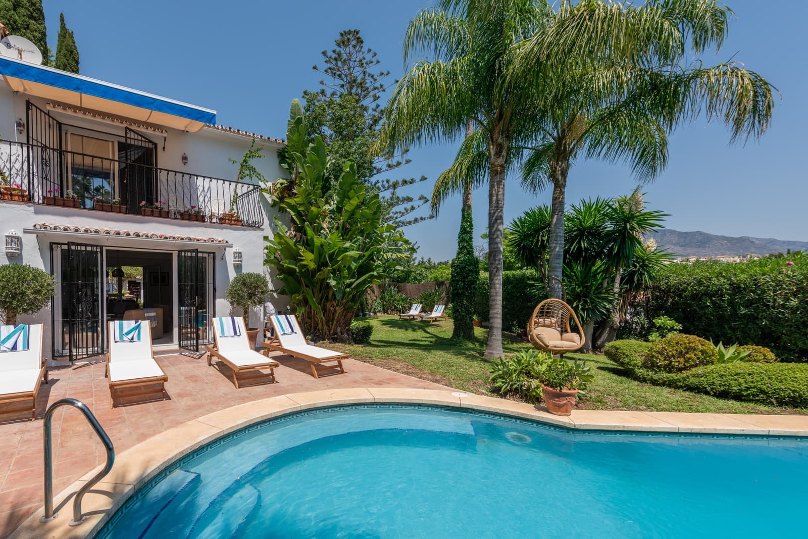 2 camera da letto Villa da affittare in Nueva Andalucia con piscina garage - 4.500 € (Rif: 9183363)