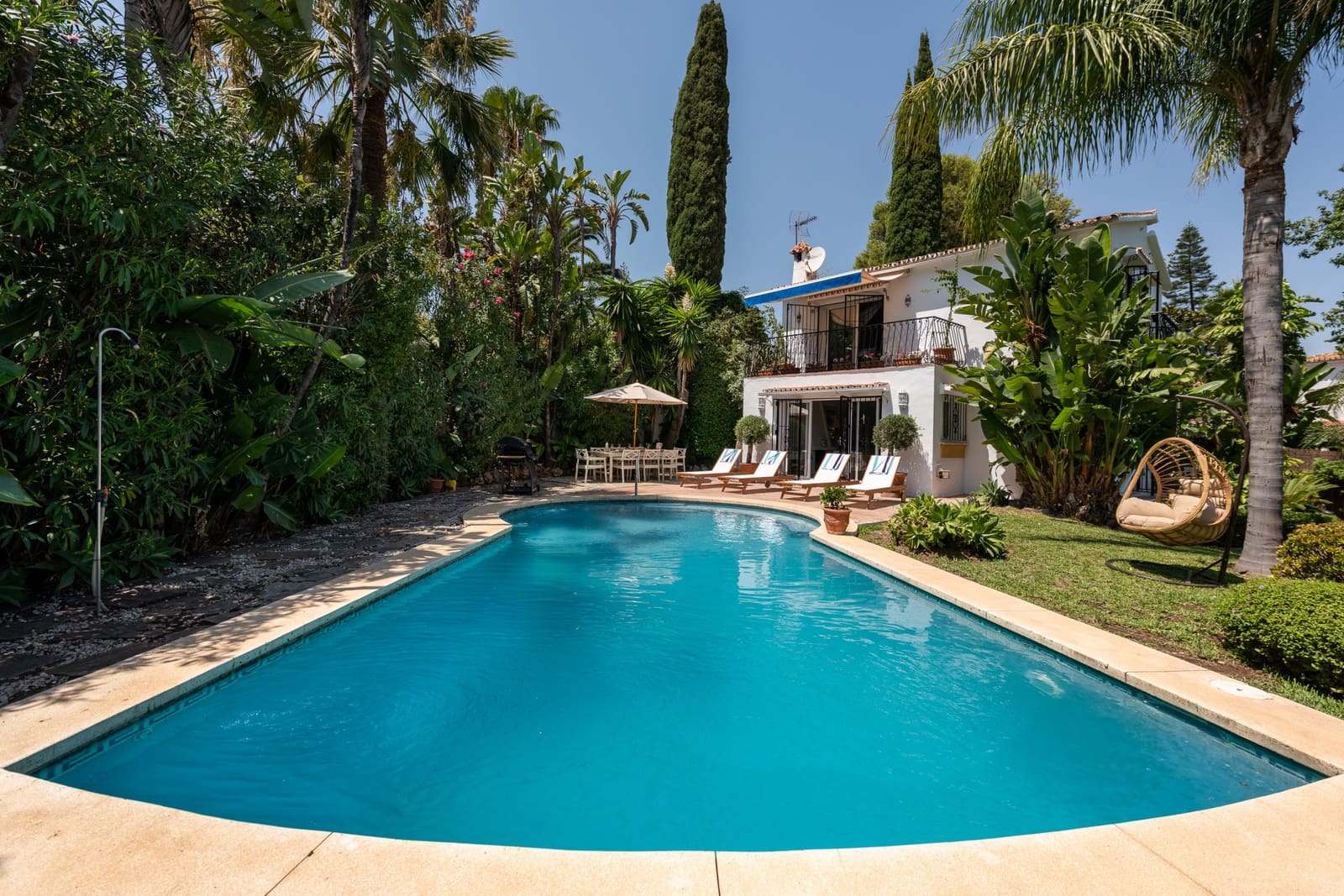 2 camera da letto Villa da affittare in Nueva Andalucia con piscina garage - 4.500 € (Rif: 9183363)