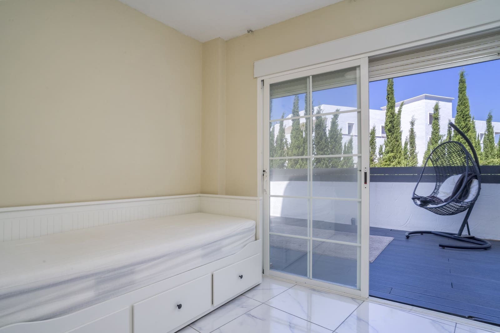 2 bedroom Apartment for sale in Nueva Andalucia with pool - € 499,950 (Ref: 9208200)