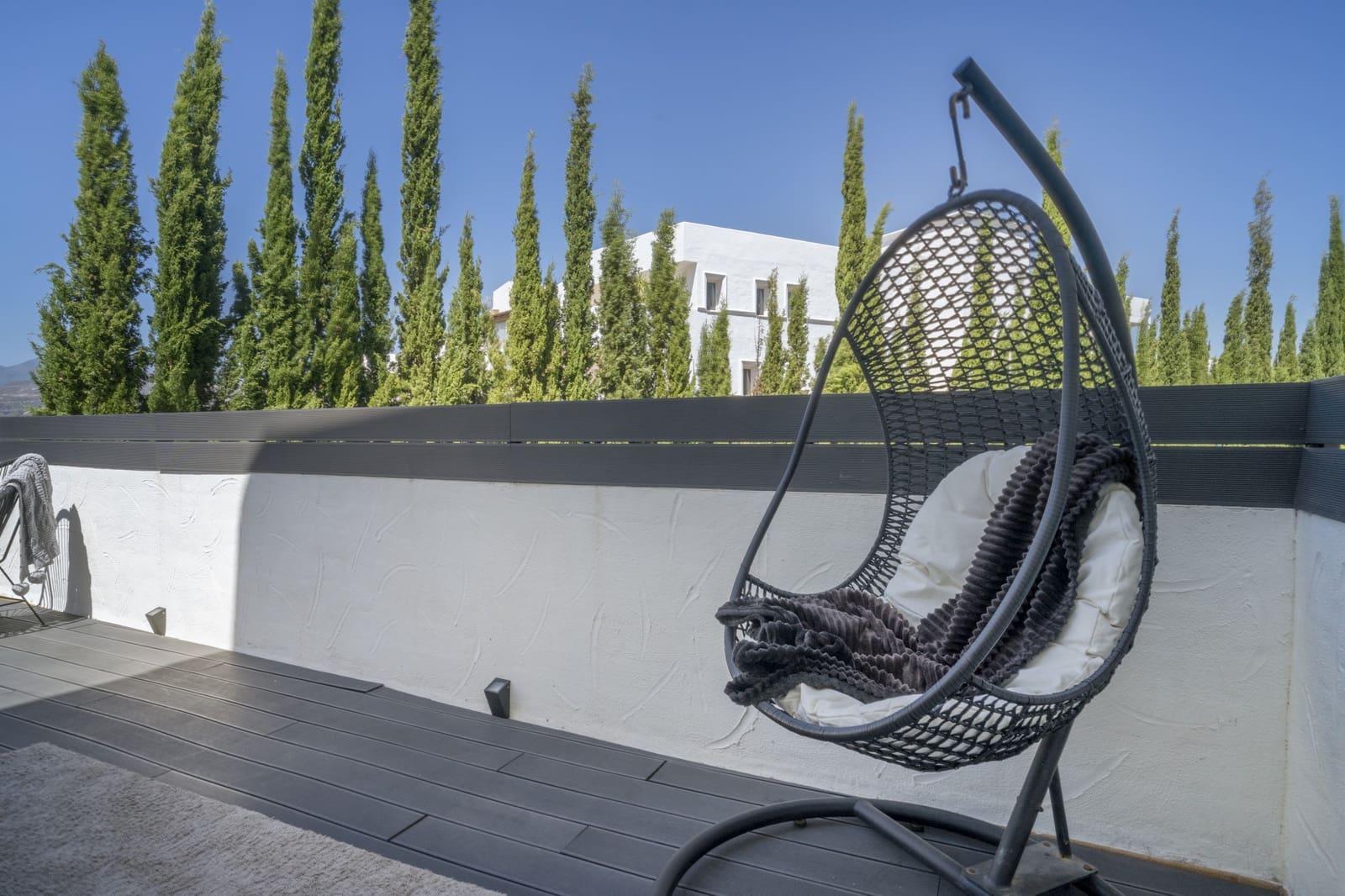 2 bedroom Apartment for sale in Nueva Andalucia with pool - € 499,950 (Ref: 9208200)