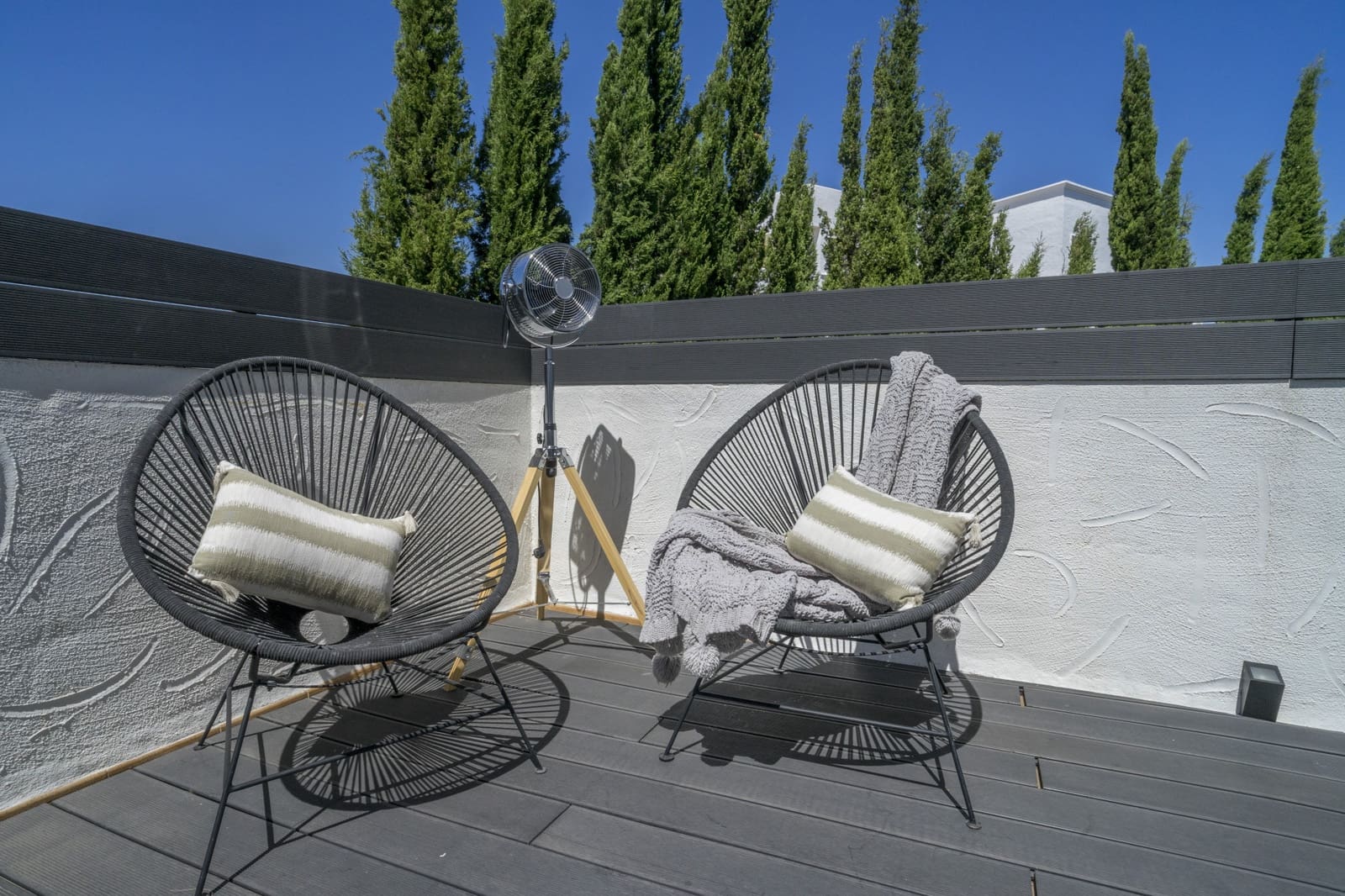 2 bedroom Apartment for sale in Nueva Andalucia with pool - € 499,950 (Ref: 9208200)