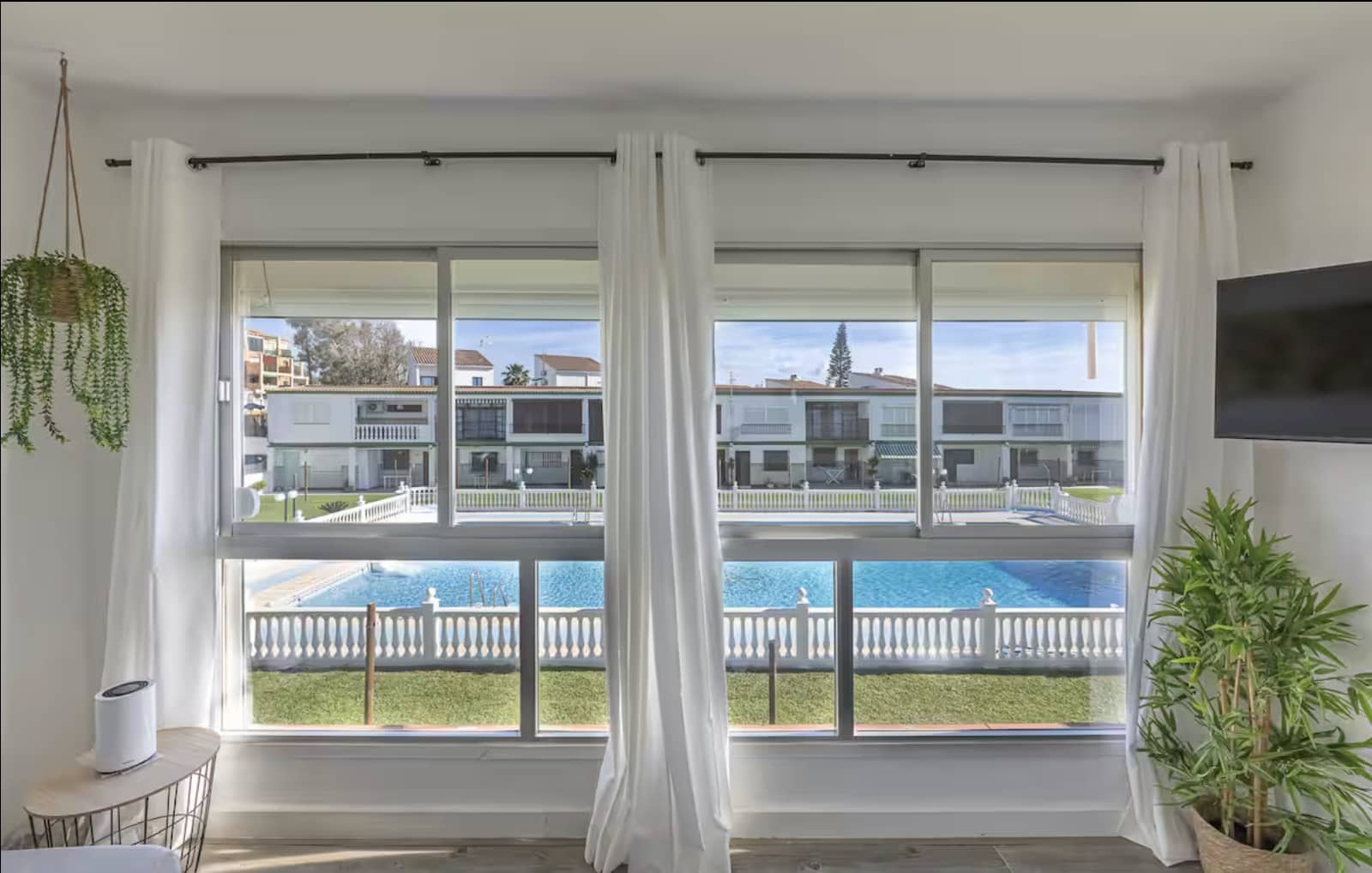 1 soveværelse Studio til leje i Manilva med swimmingpool garage - € 900 (Ref: 9239732)