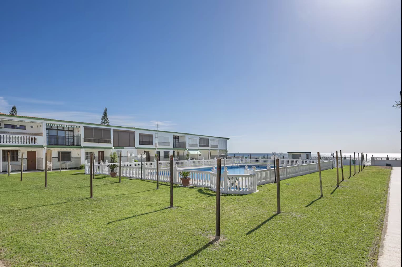 1 soveværelse Studio til leje i Manilva med swimmingpool garage - € 900 (Ref: 9239732)