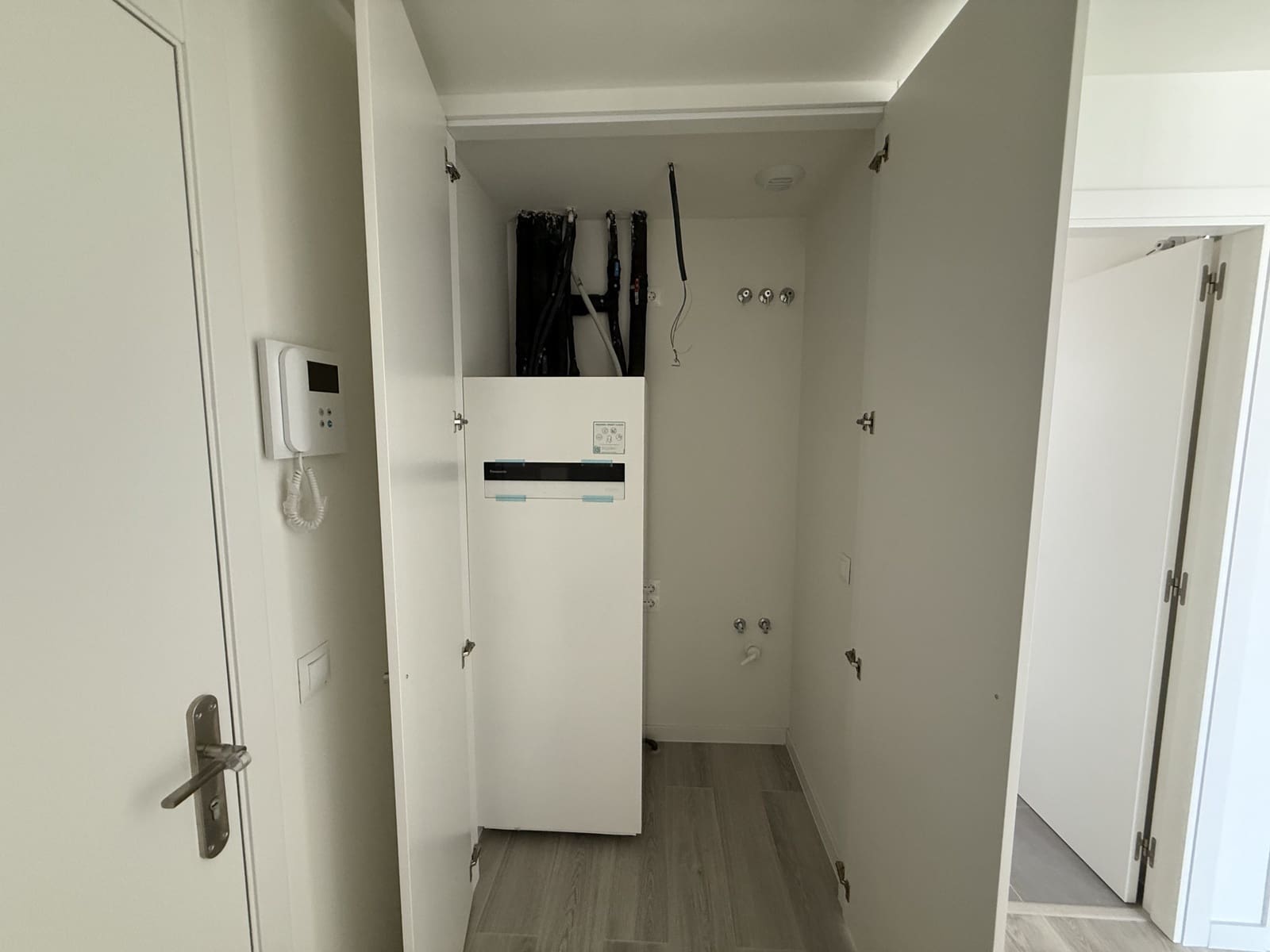 2 quarto Apartamento para venda em Estepona com piscina garagem - 415 000 € (Ref: 9242970)