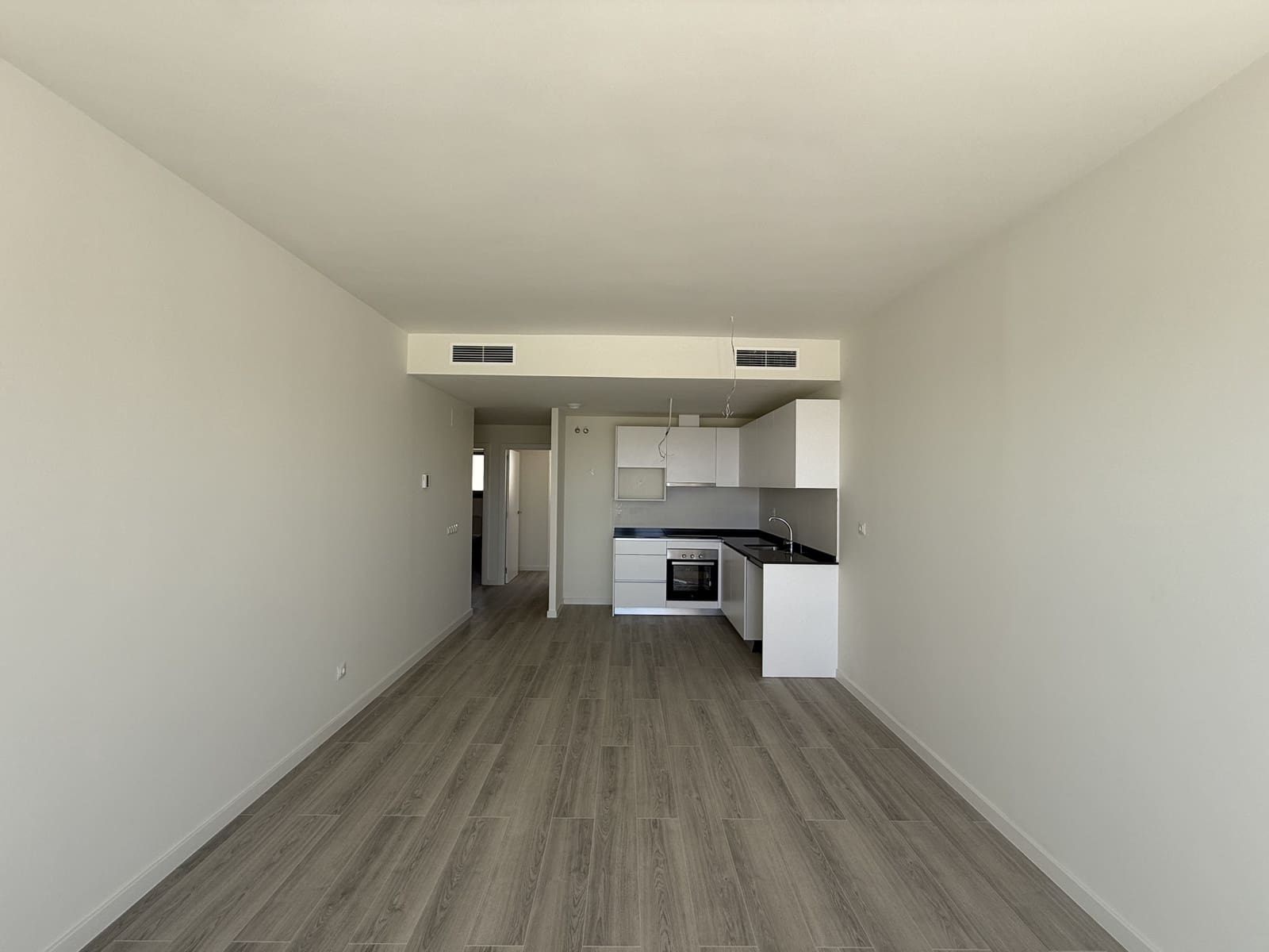 2 quarto Apartamento para venda em Estepona com piscina garagem - 415 000 € (Ref: 9242970)