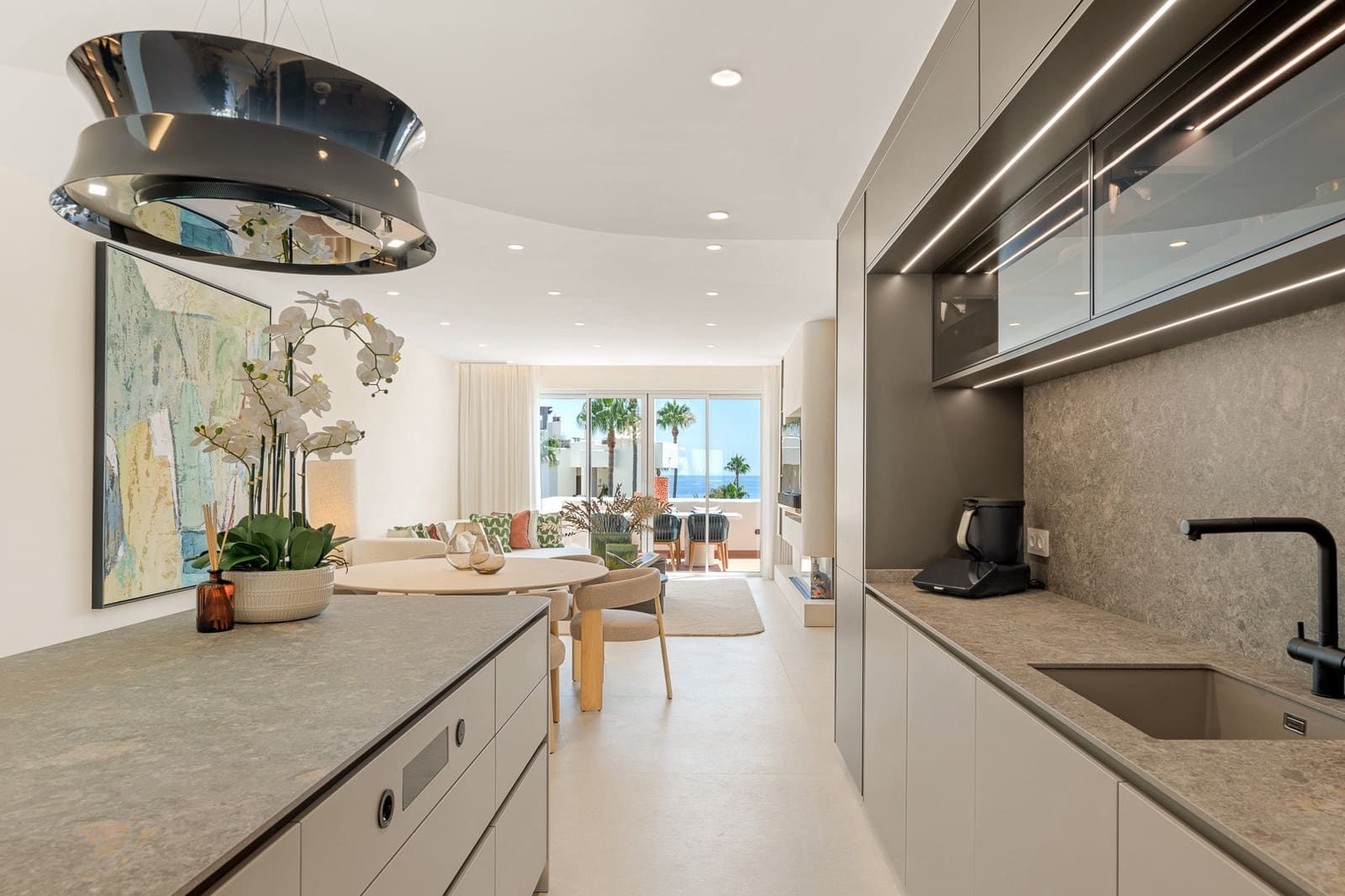 3 chambre Penthouse à vendre à Estepona avec piscine garage - 2 695 000 € (Ref: 9257019)