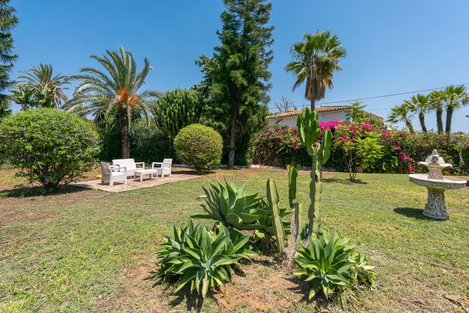 2 bedroom Villa for holiday rental in Nueva Andalucia with pool garage - € 4,550 (Ref: 9262392)