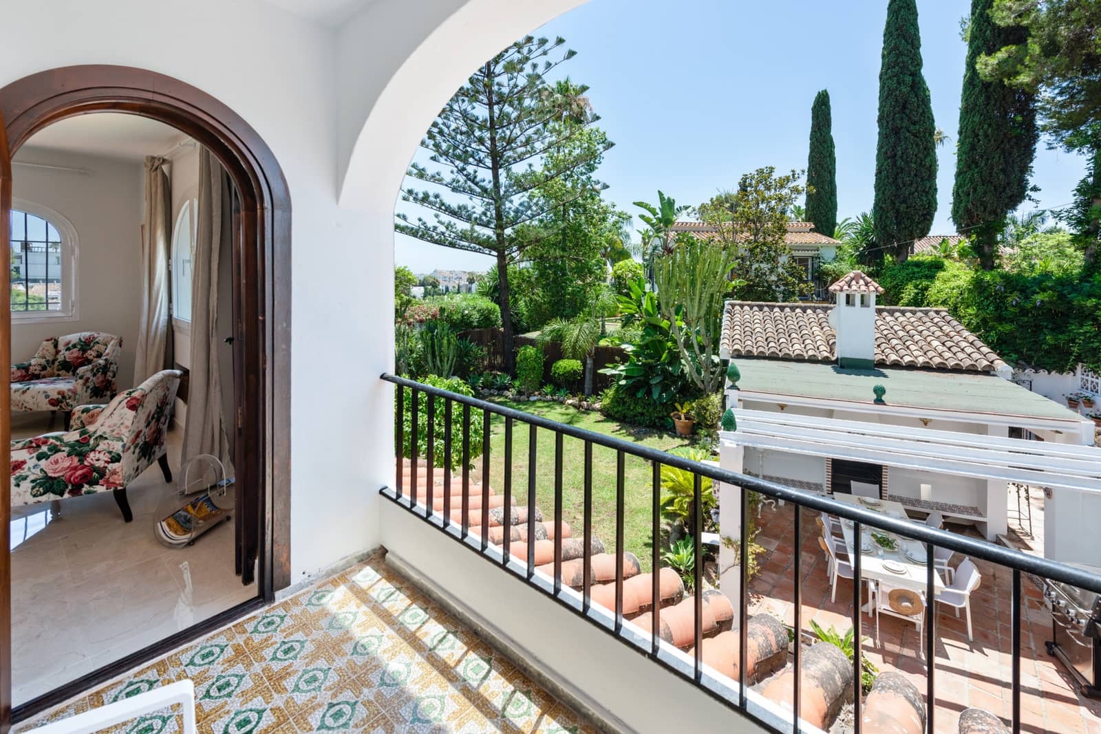 4 quarto Moradia para arrendamento para férias em Nueva Andalucia com piscina Garagem - 3 150 € (Ref: 9262393)