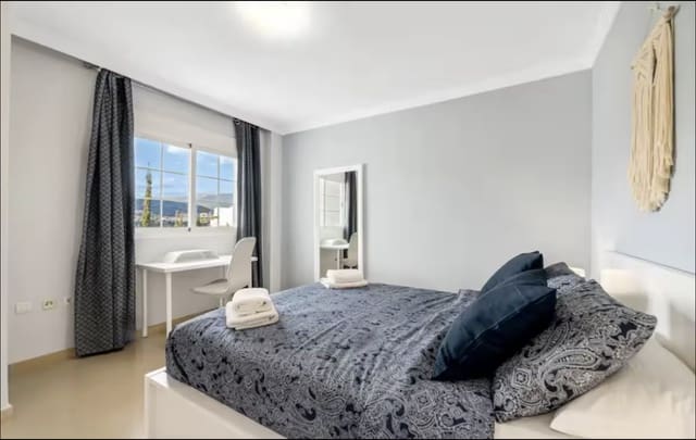 1 slaapkamer Appartement te huur in Nueva Andalucia, Marbella met zwembad - € 2.000 (Ref: 9296697)