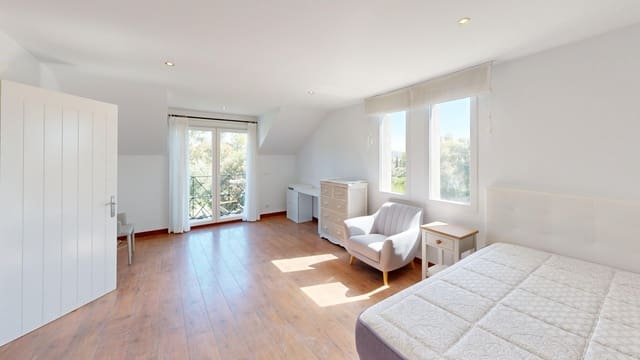 6 chambre Villa/Maison à vendre à Sotogrande Costa, San Roque avec piscine garage - 1 550 000 € (Ref: 9347030)