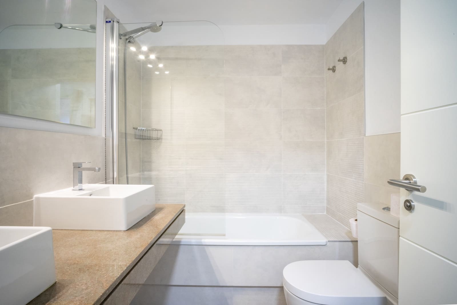 Apartamento de 3 habitaciones en Mijas Costa en venta con piscina garaje - 615.000 € (Ref: 9371882)