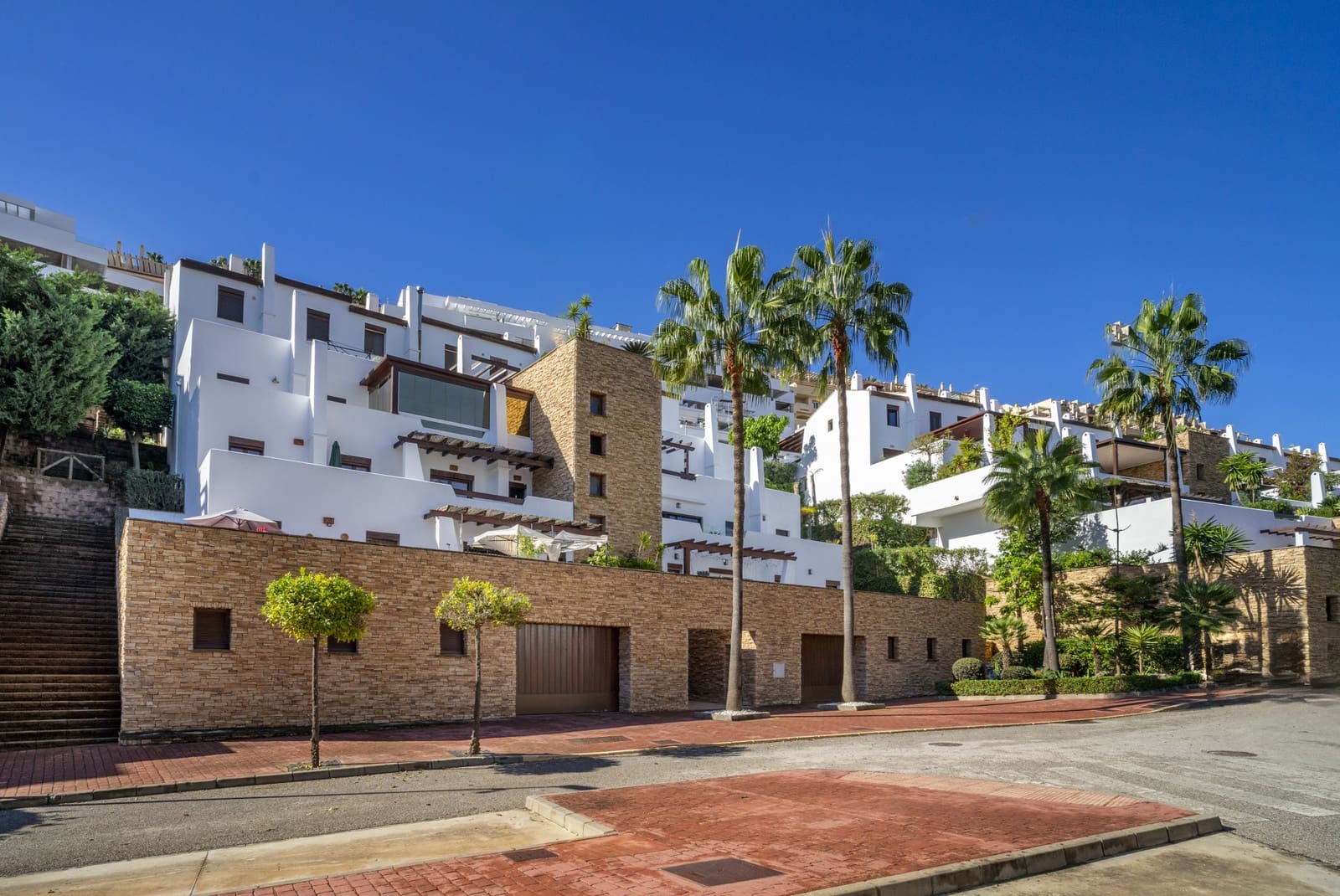 Apartamento de 3 habitaciones en Mijas Costa en venta con piscina garaje - 615.000 € (Ref: 9371882)