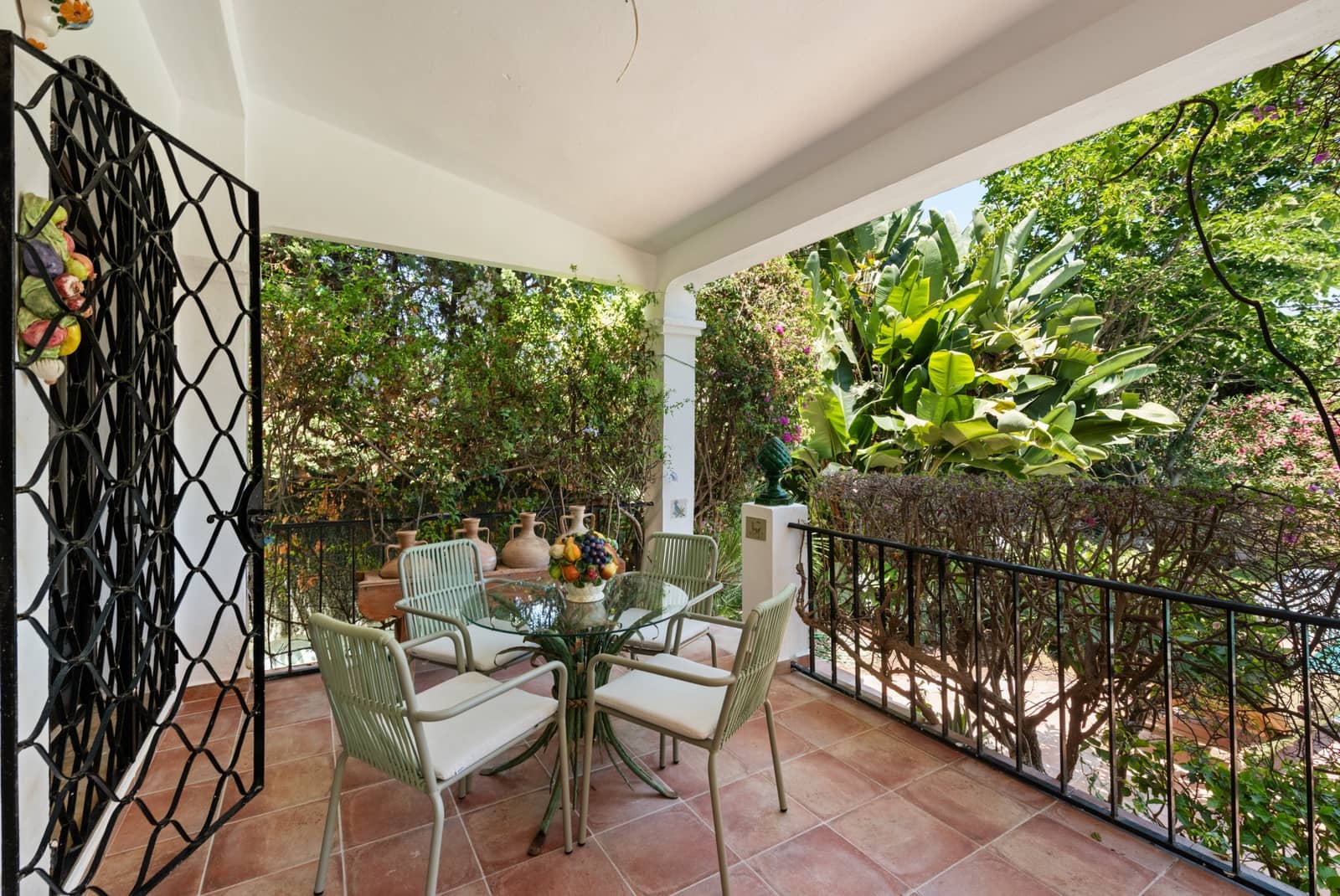 4 bedroom Villa for rent in Nueva Andalucia with pool garage - € 6,500 (Ref: 9385238)