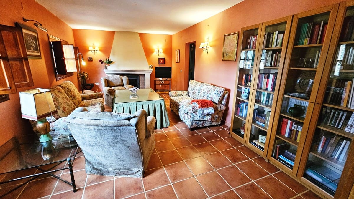 6 sypialnia Finka/Dom wiejski na sprzedaż w Cortegana z basenem - 320 000 € (Ref: 8191467)