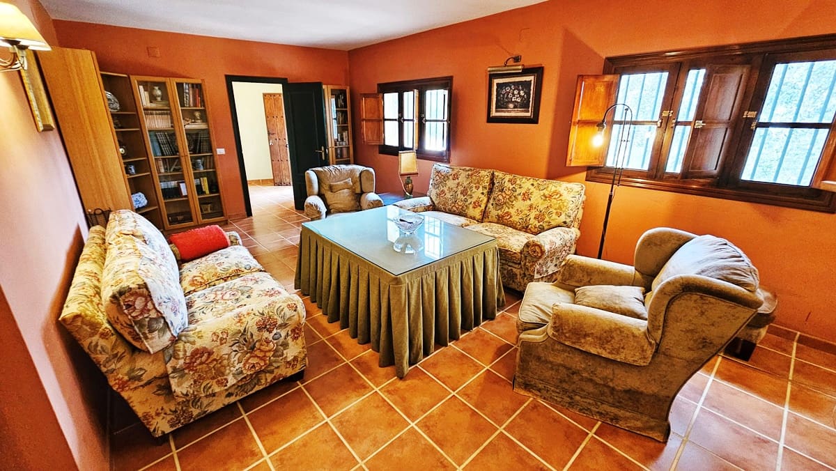 6 sypialnia Finka/Dom wiejski na sprzedaż w Cortegana z basenem - 320 000 € (Ref: 8191467)