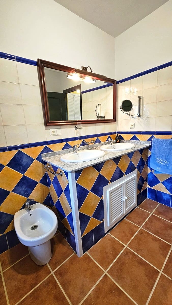 6 sypialnia Finka/Dom wiejski na sprzedaż w Cortegana z basenem - 320 000 € (Ref: 8191467)