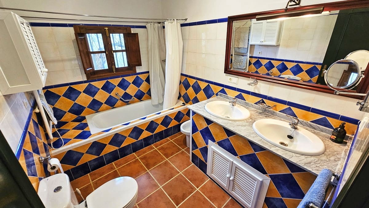 6 sypialnia Finka/Dom wiejski na sprzedaż w Cortegana z basenem - 320 000 € (Ref: 8191467)