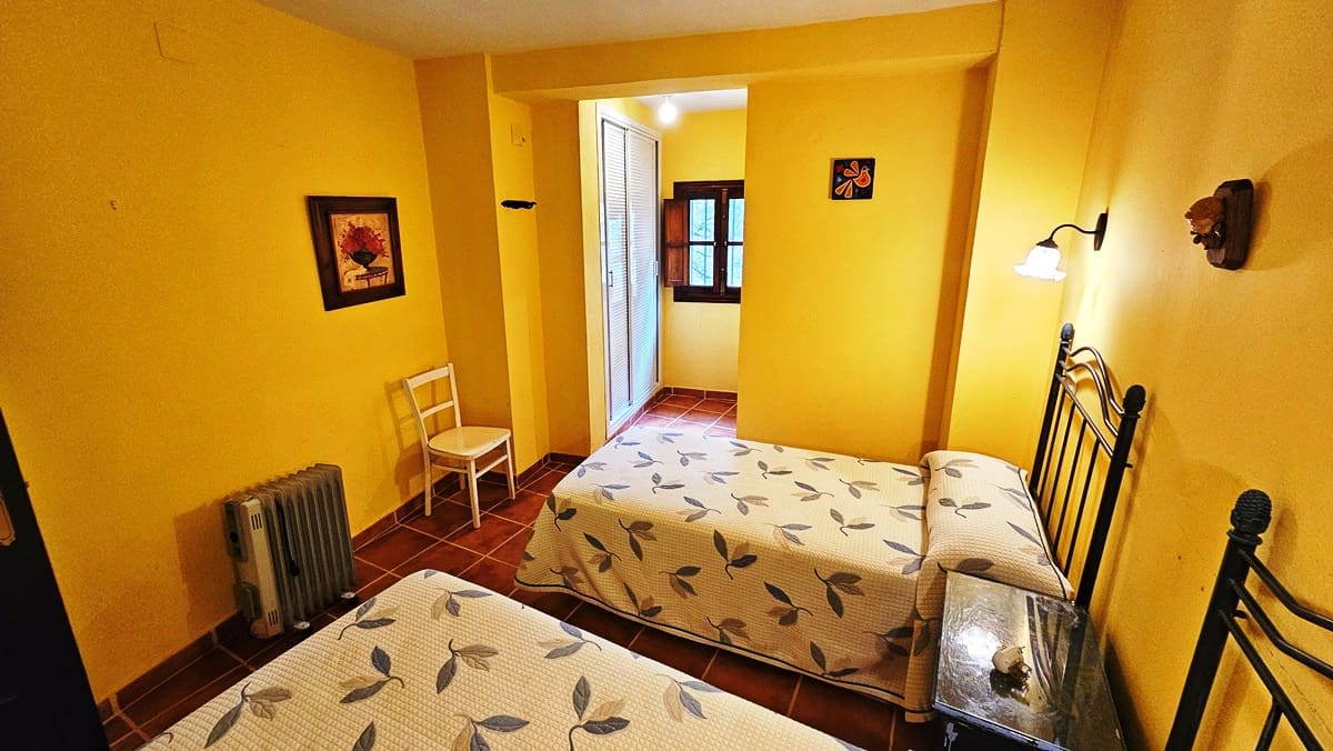 6 sypialnia Finka/Dom wiejski na sprzedaż w Cortegana z basenem - 320 000 € (Ref: 8191467)