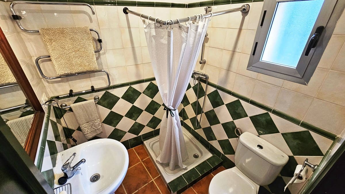 6 sypialnia Finka/Dom wiejski na sprzedaż w Cortegana z basenem - 320 000 € (Ref: 8191467)