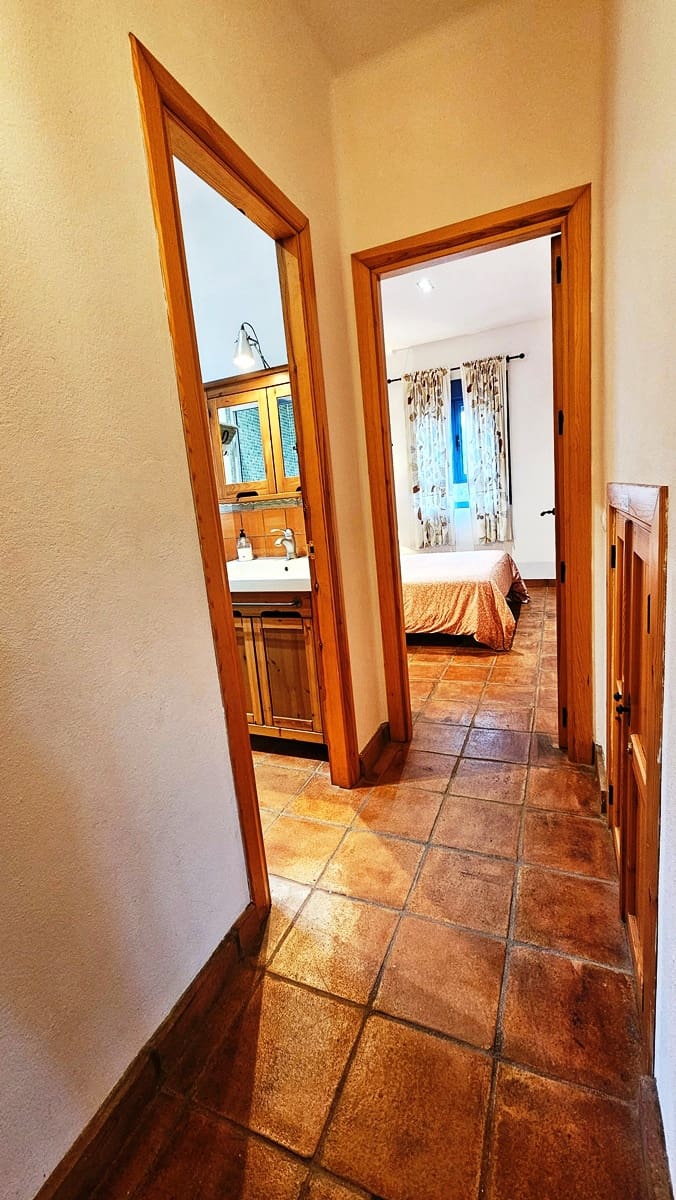 4 soveværelse Finca/Landehus til salg i Santa Ana la Real med swimmingpool - € 675.000 (Ref: 8191468)