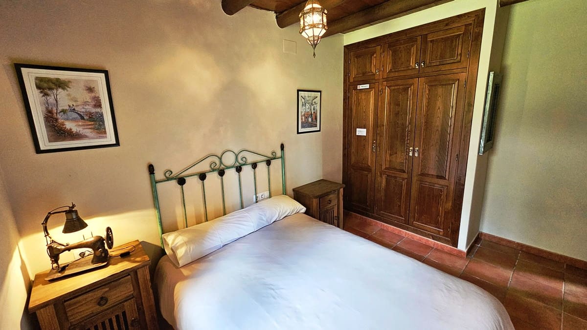 4 soveværelse Finca/Landehus til salg i Galaroza med swimmingpool - € 675.000 (Ref: 8191472)