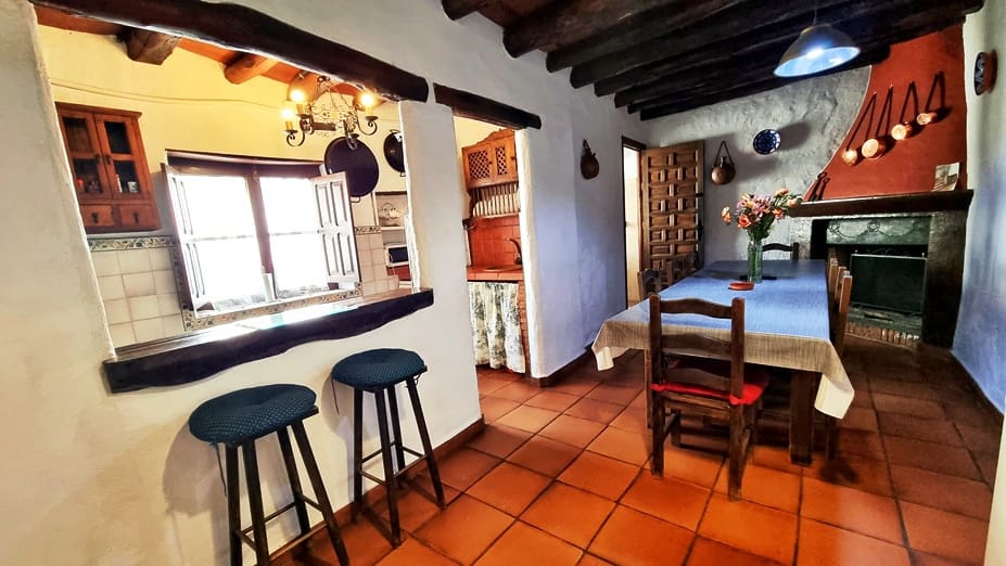 3 soveværelse Byhus til salg i Alajar med swimmingpool - € 235.000 (Ref: 8191616)