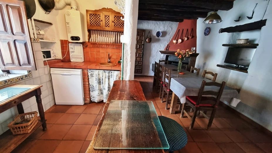 3 soveværelse Byhus til salg i Alajar med swimmingpool - € 235.000 (Ref: 8191616)