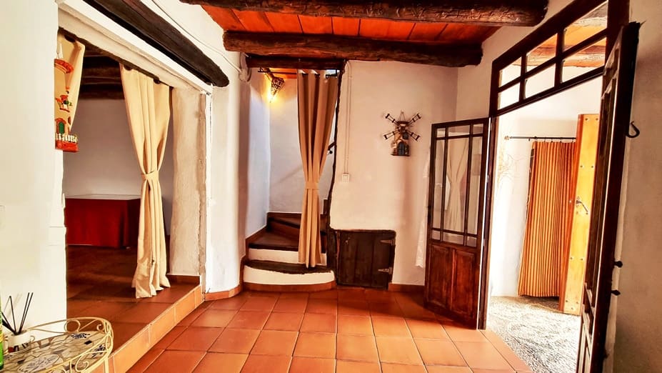 3 soveværelse Byhus til salg i Alajar med swimmingpool - € 235.000 (Ref: 8191616)