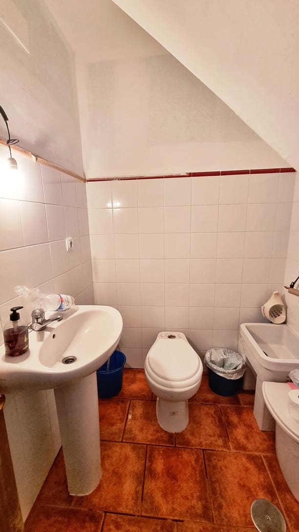 6 bedroom Finca/Country House for sale in Aracena - € 480,000 (Ref: 8191617)