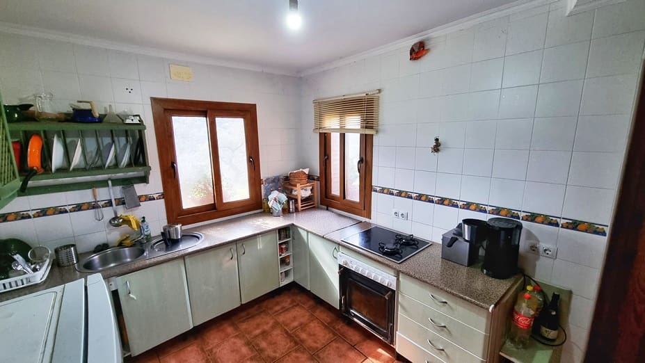 6 bedroom Finca/Country House for sale in Aracena - € 480,000 (Ref: 8191617)