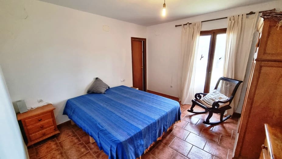 6 bedroom Finca/Country House for sale in Aracena - € 480,000 (Ref: 8191617)