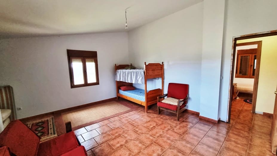 6 bedroom Finca/Country House for sale in Aracena - € 480,000 (Ref: 8191617)