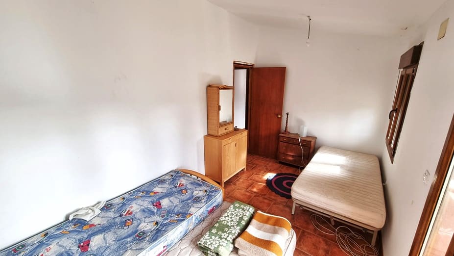 6 bedroom Finca/Country House for sale in Aracena - € 480,000 (Ref: 8191617)