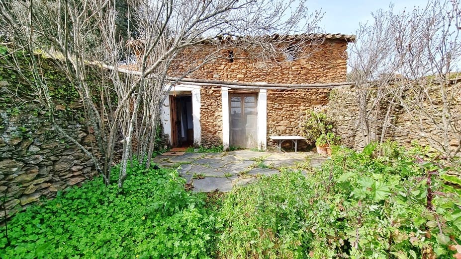 6 bedroom Finca/Country House for sale in Aracena - € 480,000 (Ref: 8191617)