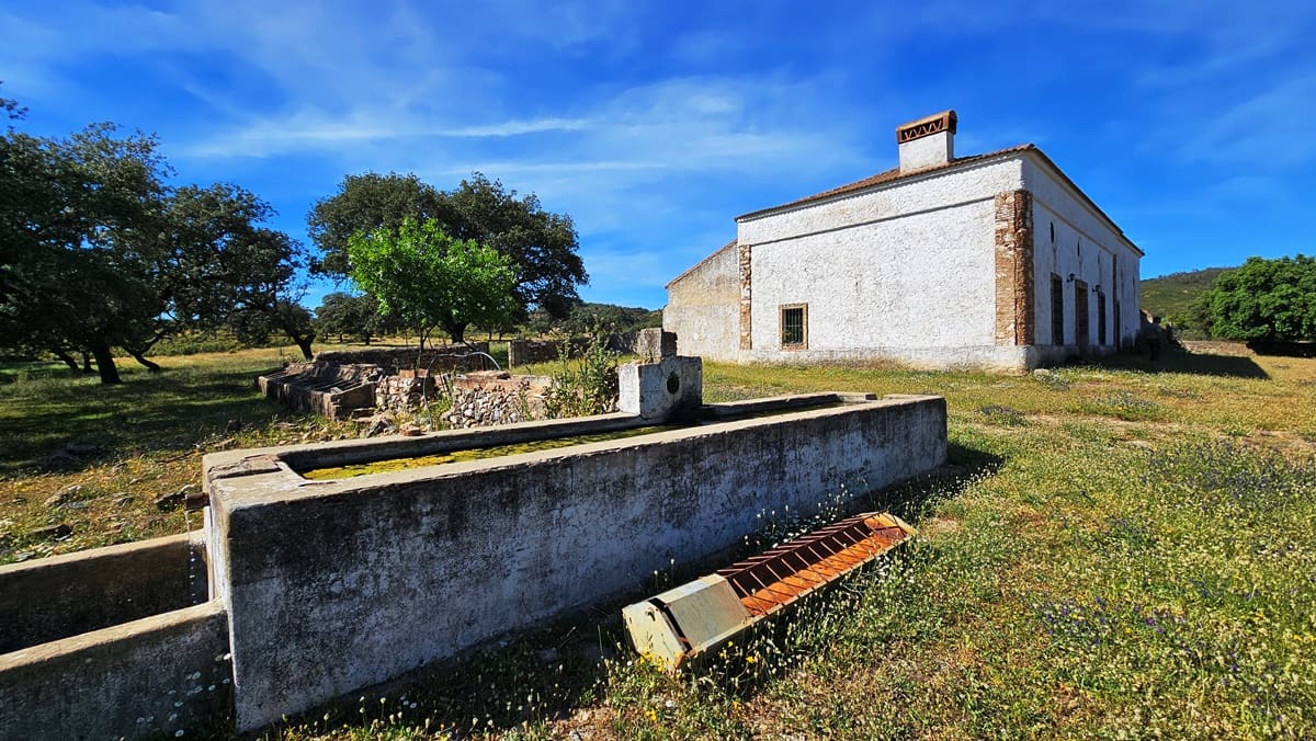 5 soveværelse Finca/Landehus til salg i Zufre - € 2.300.000 (Ref: 8386153)