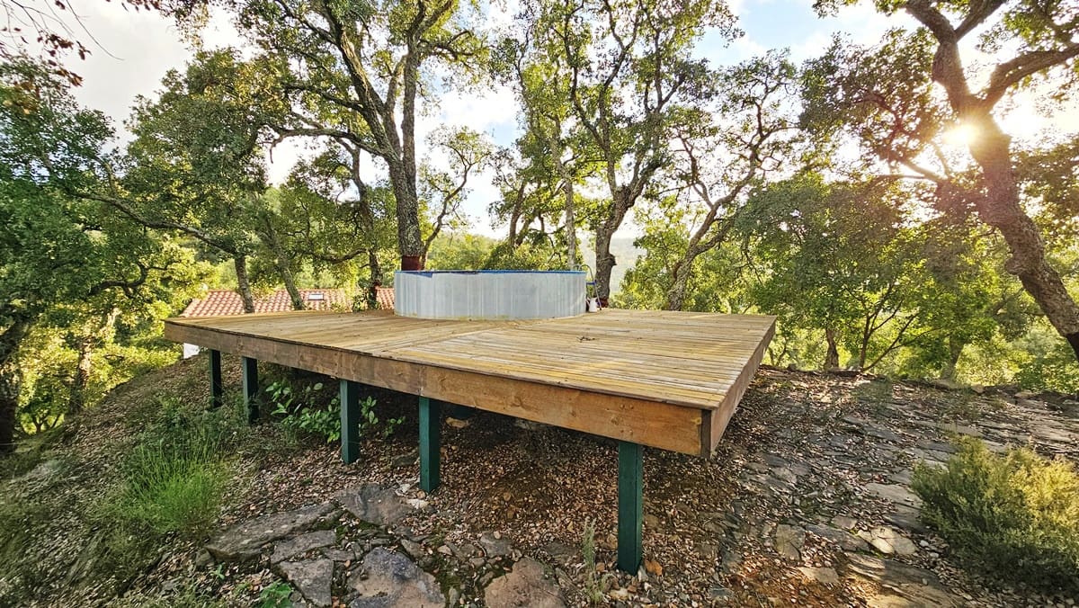 2 soveværelse Finca/Landehus til salg i Castano del Robledo med swimmingpool - € 255.000 (Ref: 8632953)