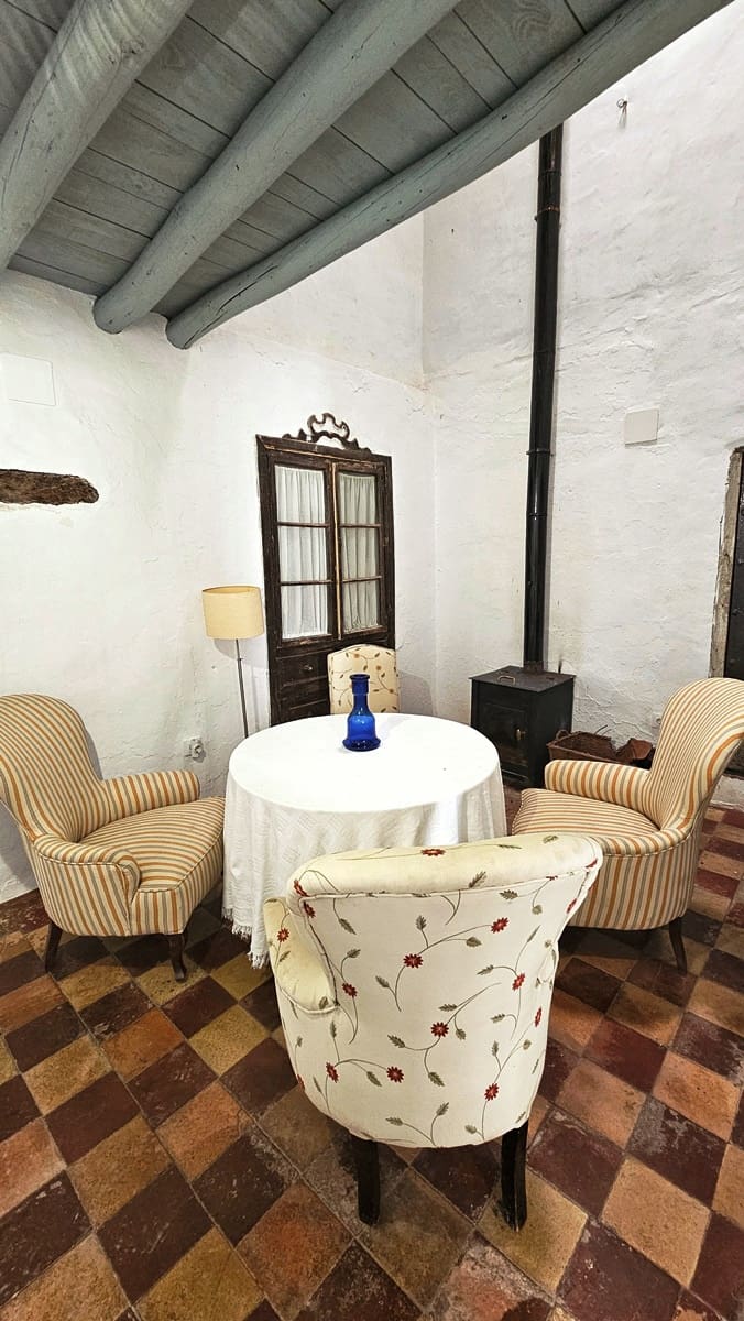 4 soveværelse Byhus til salg i Hinojales - € 189.000 (Ref: 8661384)