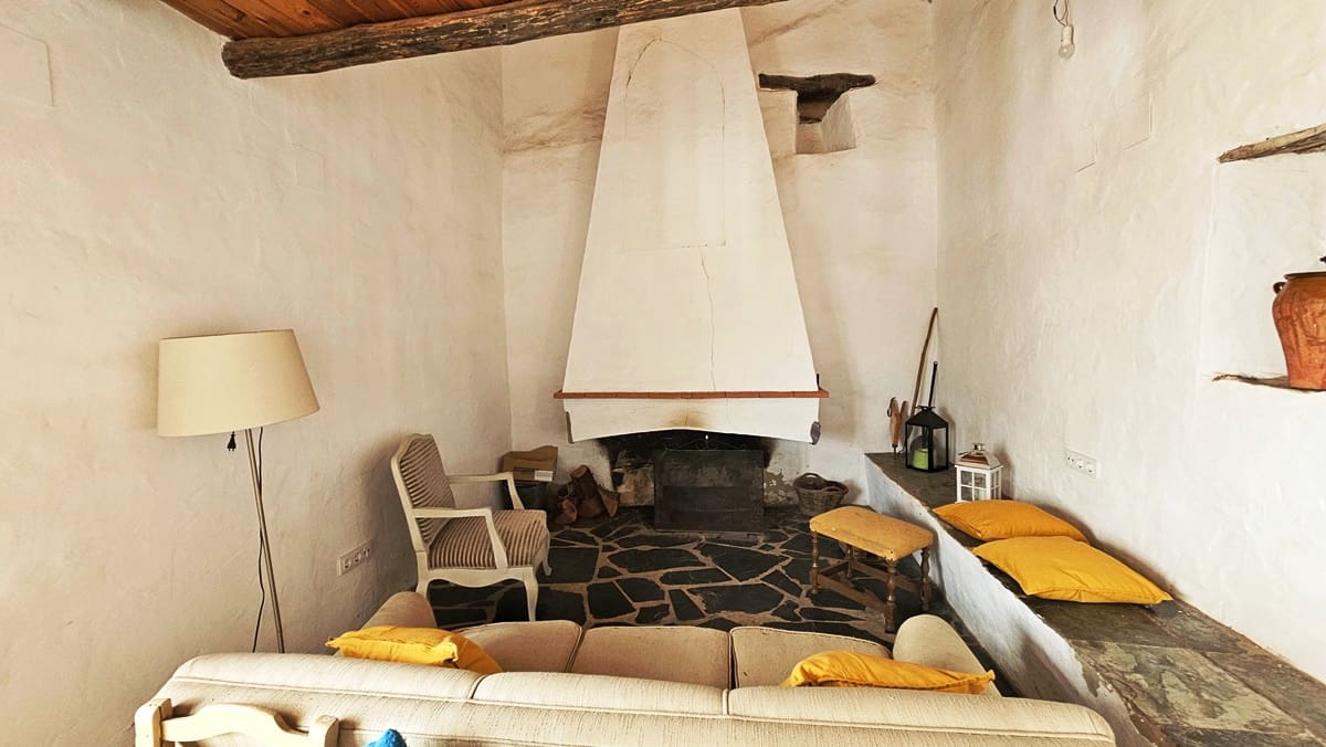 4 soveværelse Byhus til salg i Hinojales - € 189.000 (Ref: 8661384)