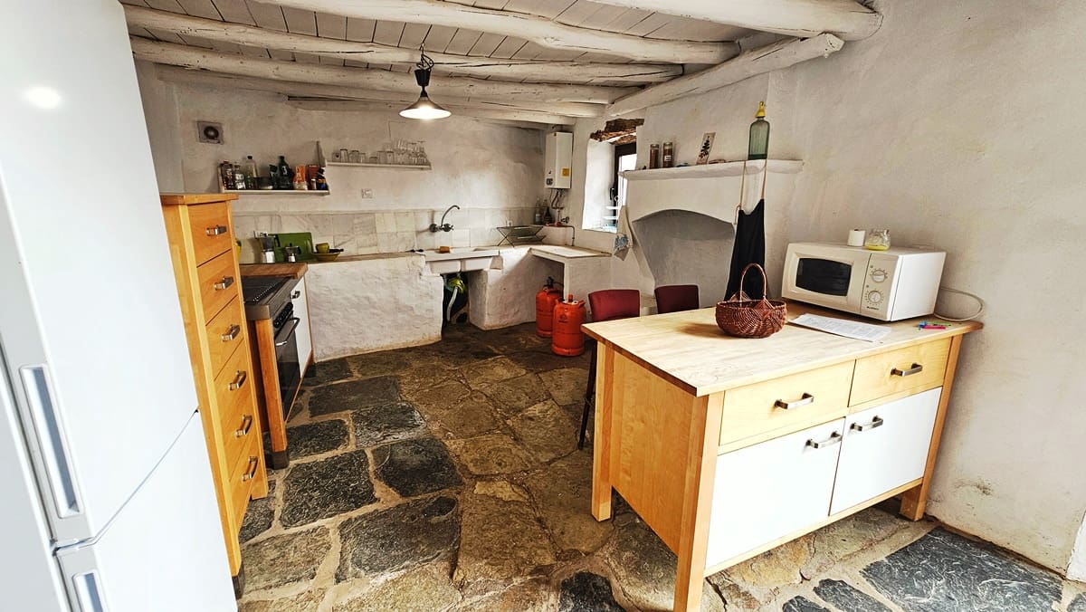 4 soveværelse Byhus til salg i Hinojales - € 189.000 (Ref: 8661384)