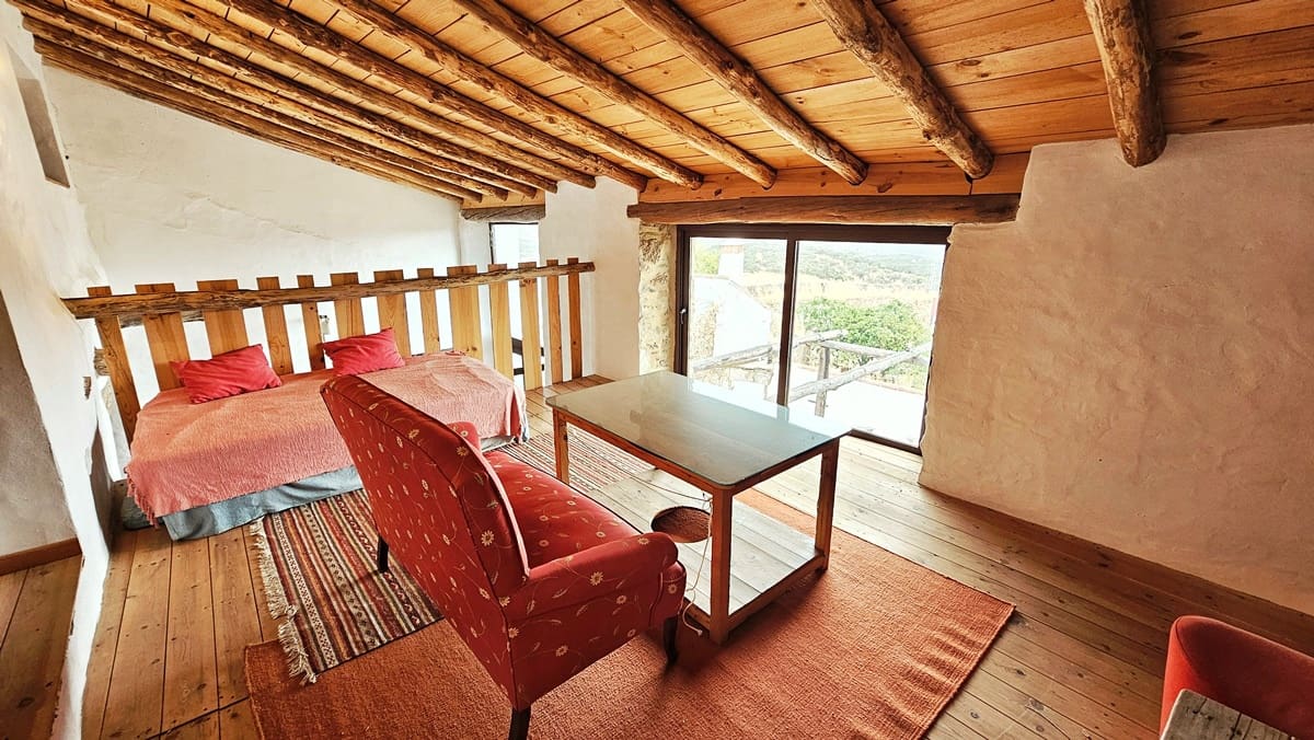 4 soveværelse Byhus til salg i Hinojales - € 189.000 (Ref: 8661384)