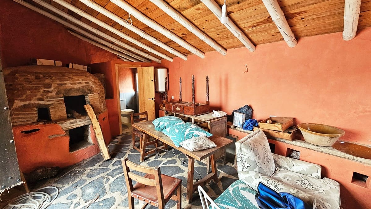 4 soveværelse Byhus til salg i Hinojales - € 189.000 (Ref: 8661384)