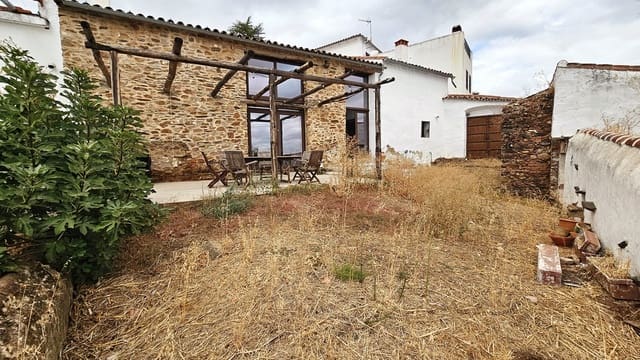 4 bedroom Townhouse for sale in Hinojales - € 189,000 (Ref: 8661384)