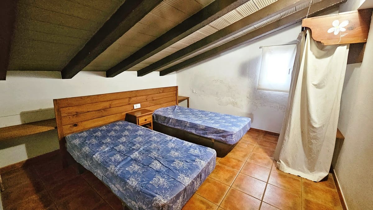 4 soveværelse Finca/Landehus til salg i Aracena - € 350.000 (Ref: 8769194)