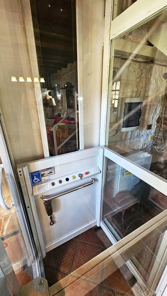 3 soveværelse Byhus til salg i Galaroza med swimmingpool - € 269.000 (Ref: 8829700)