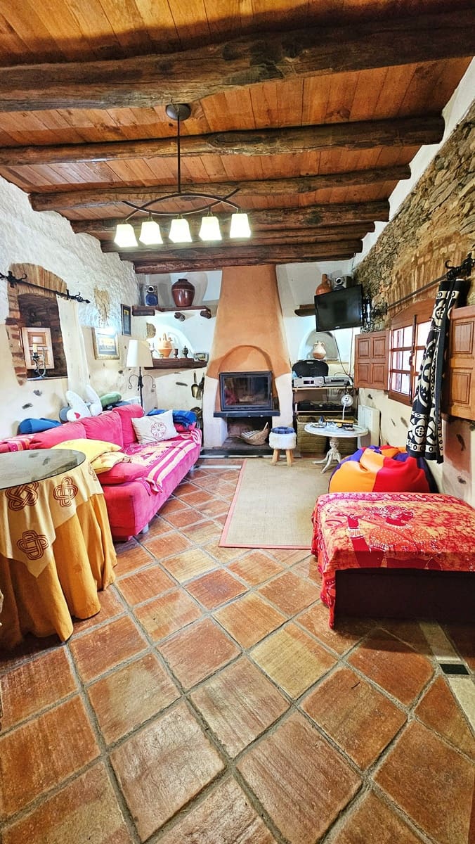 3 soveværelse Byhus til salg i Galaroza med swimmingpool - € 269.000 (Ref: 8829700)